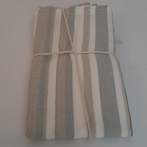 *BOUNDRY Stripe 100% Linen Napkins